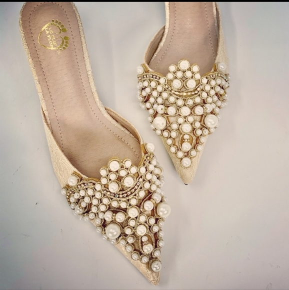 NWT - Bella Pearl Embellished Kitten Heel Shoes / Slides - Size 5 - Picture 5 of 8
